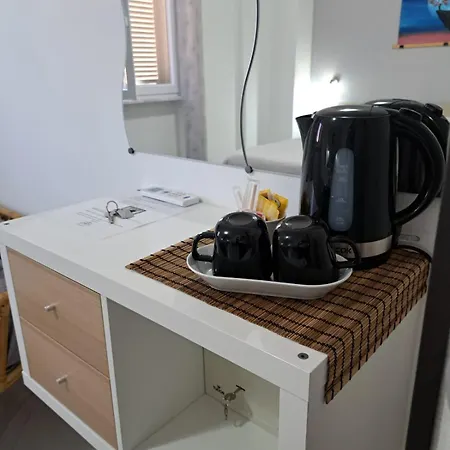 Lotus Bed & Breakfast 4*